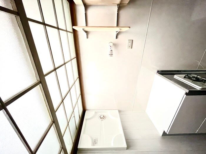 物件内観写真19　(洗濯機置場)