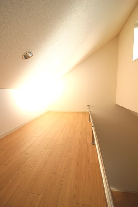 物件内観写真9　(居室)