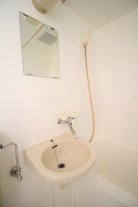 物件内観写真11　(洗面)