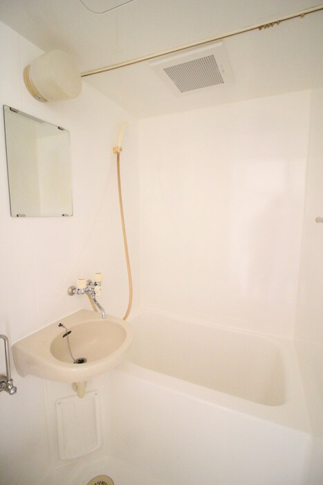 物件内観写真12　(バス／シャワールーム等)