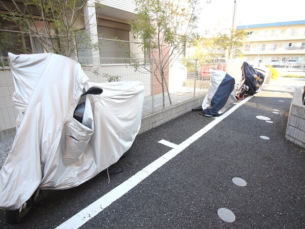 バイク置き場