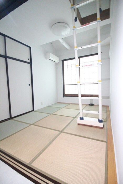 物件内観写真8　(居室)