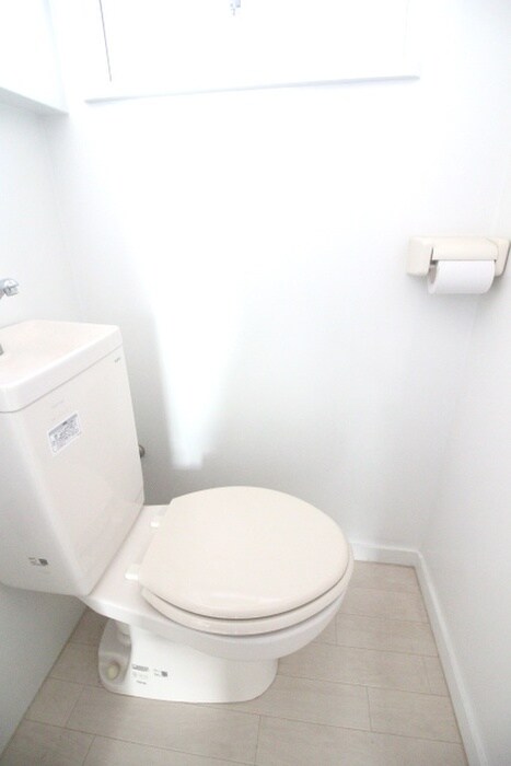 物件内観写真12　(トイレ)