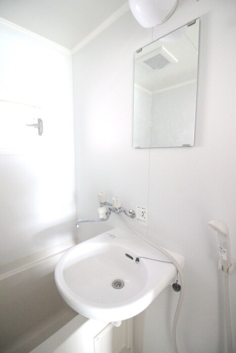 物件内観写真13　(洗面)