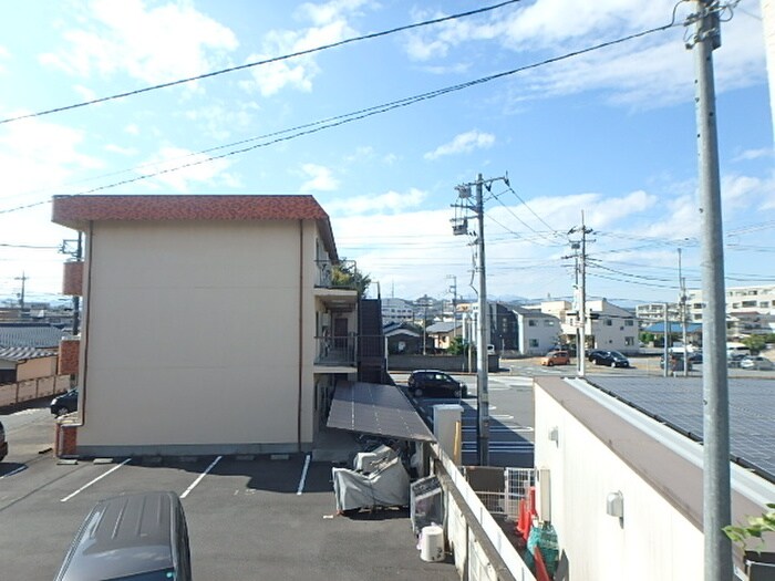 物件内観写真17　(室内からの展望)