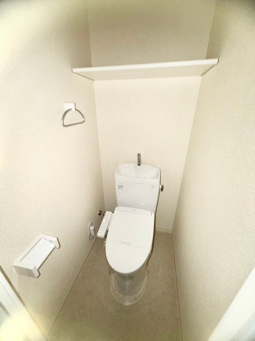 物件内観写真12　(トイレ)