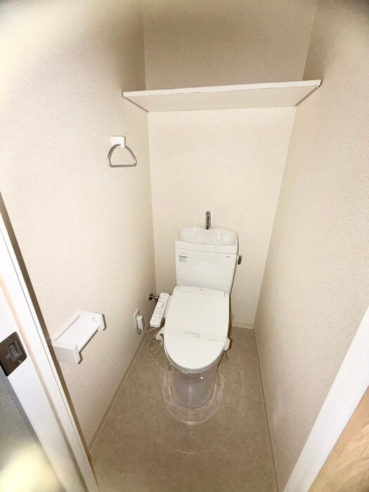 物件内観写真12　(トイレ)