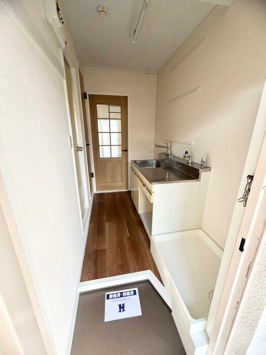 物件内観写真14　(玄関)