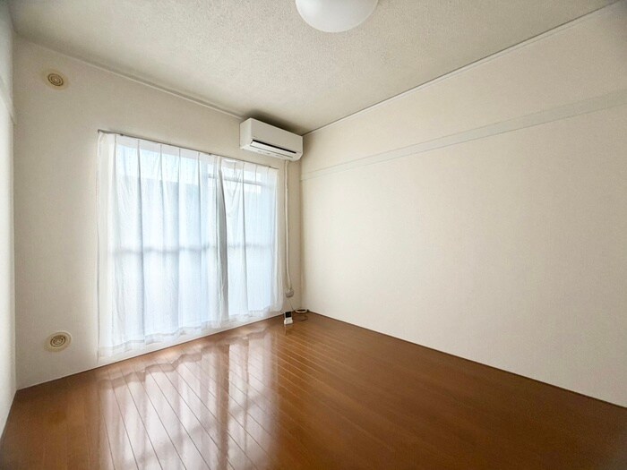 物件内観写真17　(居室)