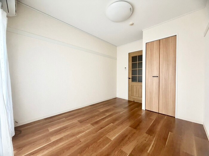 物件内観写真18　(居室)