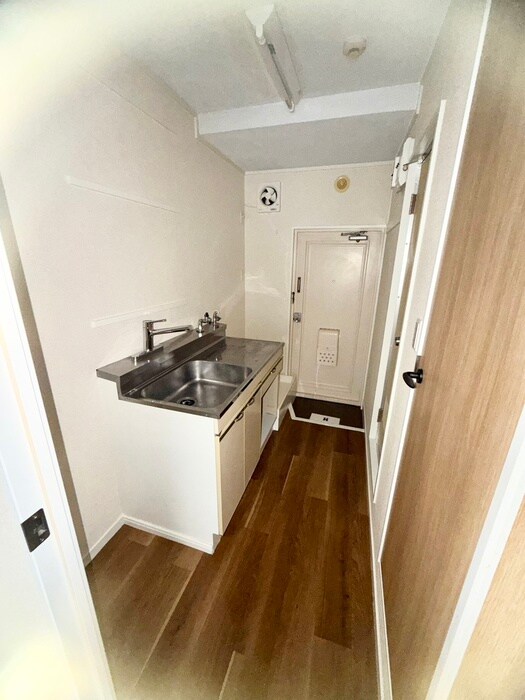 物件内観写真22　(廊下)