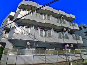 本間ハイツ外観写真