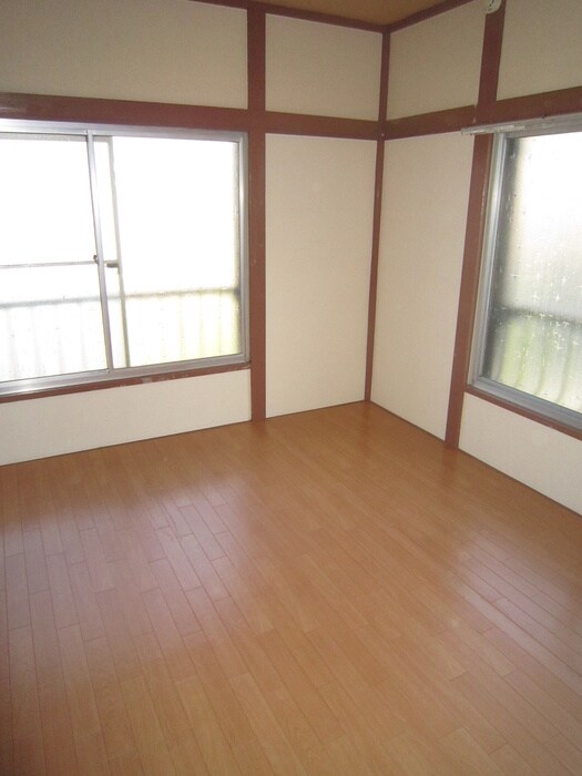 物件内観写真9　(居室)