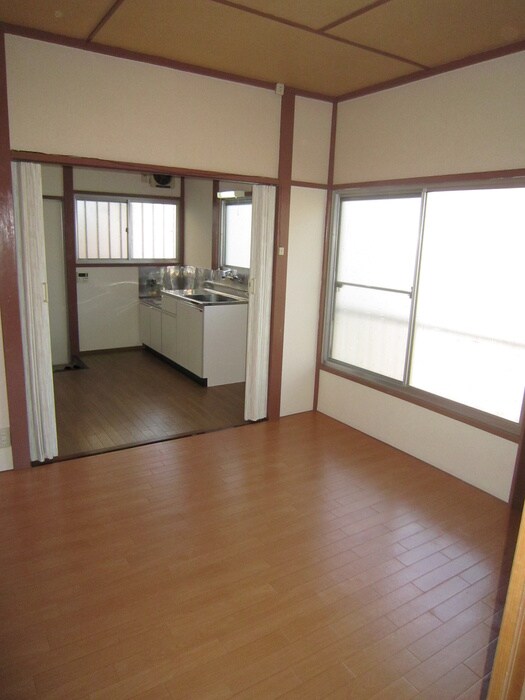 物件内観写真11　(居室)