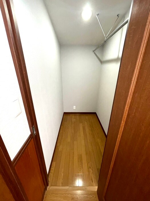 物件内観写真11　(収納)