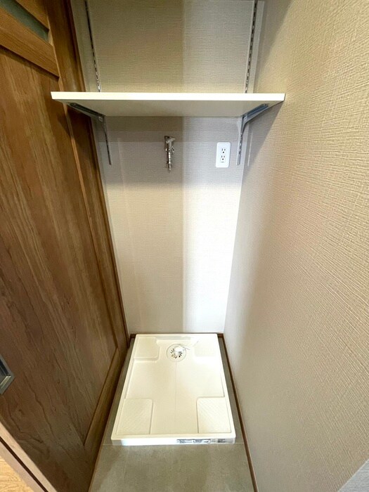 物件内観写真20　(洗濯機置場)