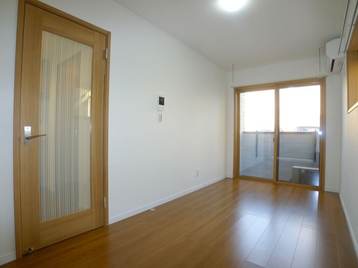 ランドヴィル千住柳町の居室