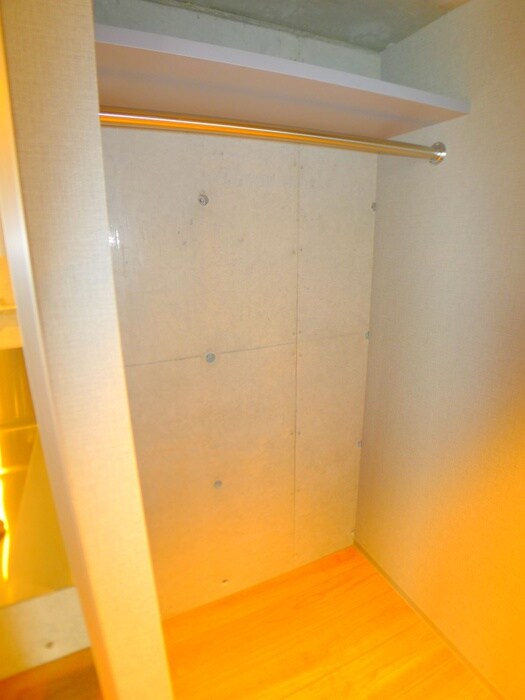 物件内観写真12　(収納)