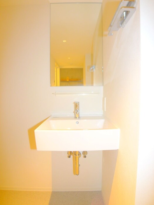 物件内観写真13　(洗面)