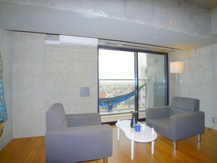 物件内観写真19　(室内からの展望)