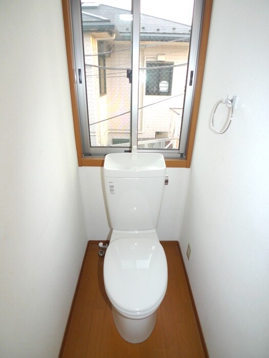 物件内観写真11　(トイレ)