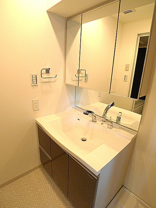 物件内観写真6　(洗面)