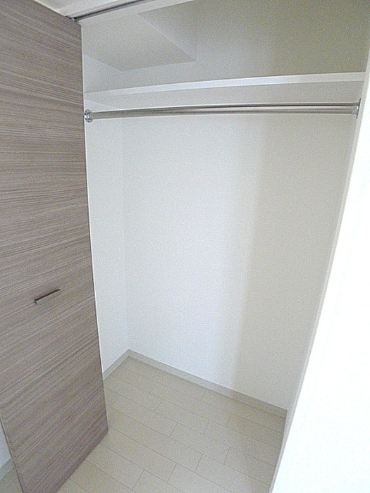 物件内観写真11　(収納)