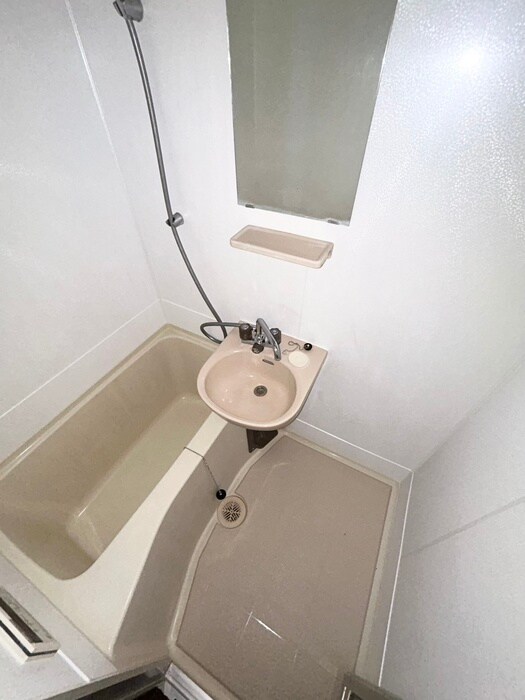 物件内観写真16　(洗面)