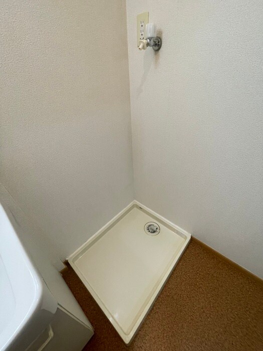 物件内観写真20　(洗濯機置場)