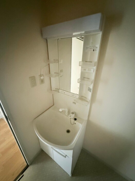 物件内観写真11　(洗面)