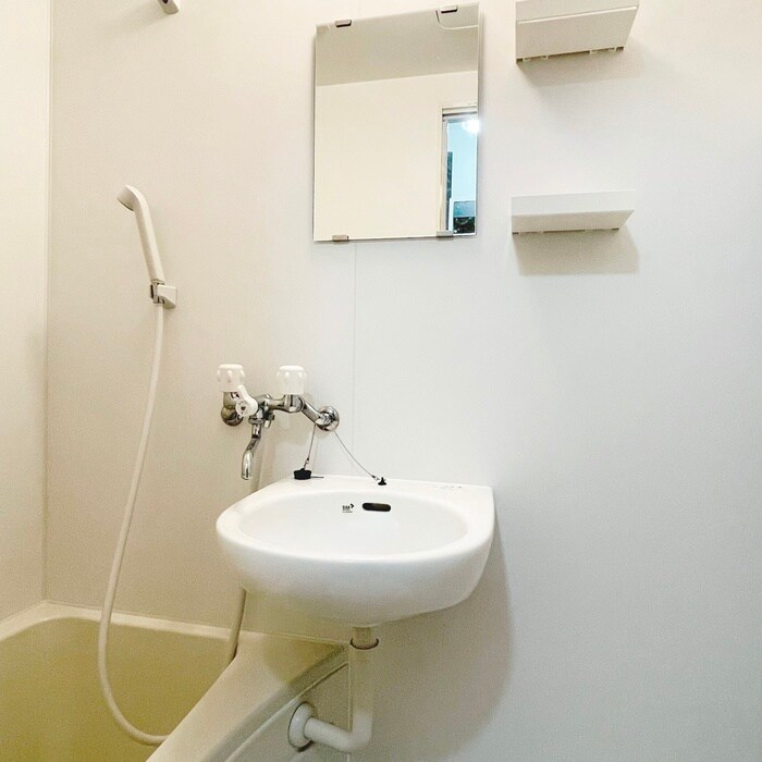 物件内観写真12　(洗面)