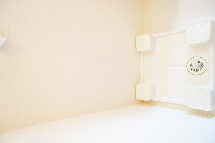 物件内観写真15　(洗濯機置場)