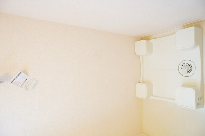 物件内観写真15　(洗濯機置場)