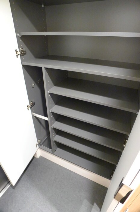 物件内観写真15　(靴箱)