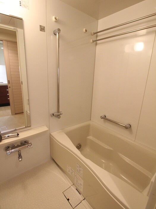 物件内観写真12　(バス／シャワールーム等)
