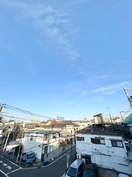 物件内観写真18　(室内からの展望)