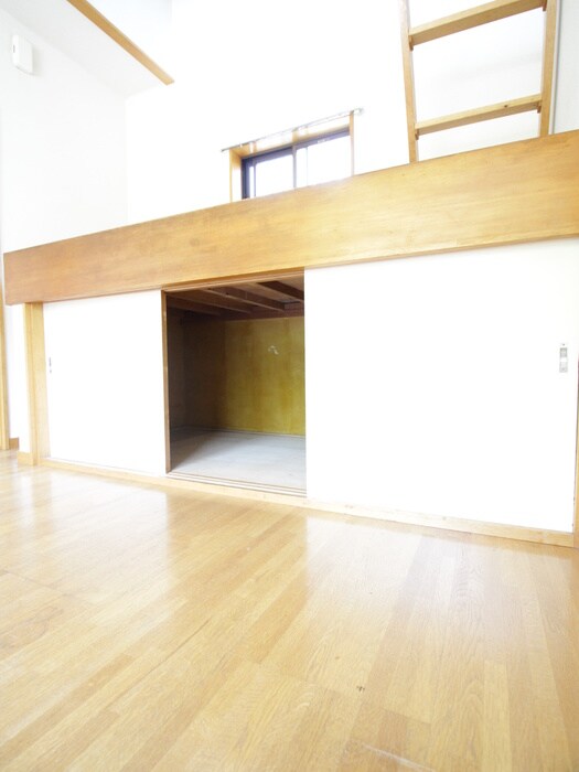 物件内観写真15　(収納)