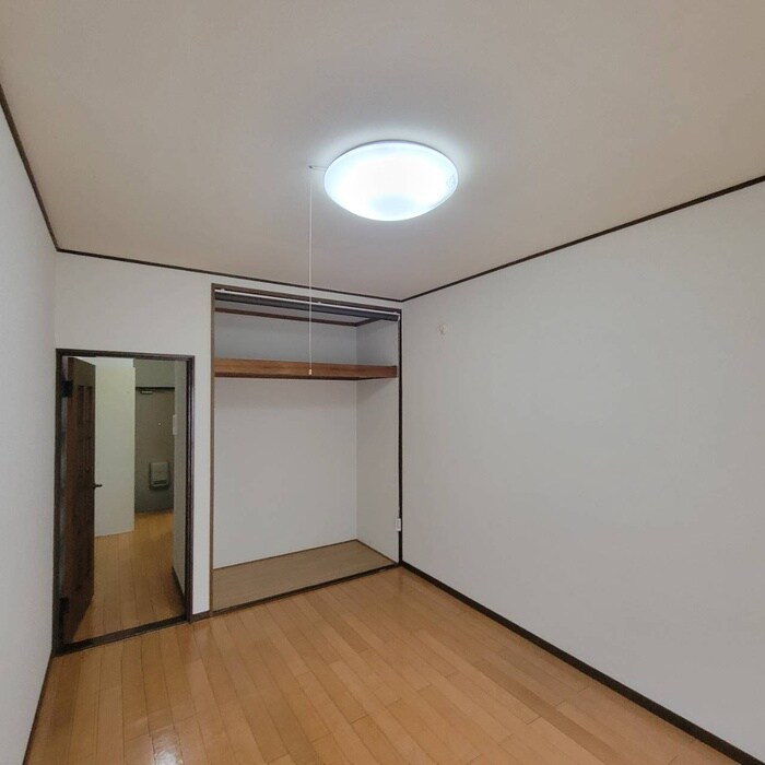 物件内観写真10　(居室)