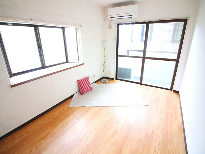 物件内観写真5　(居室)