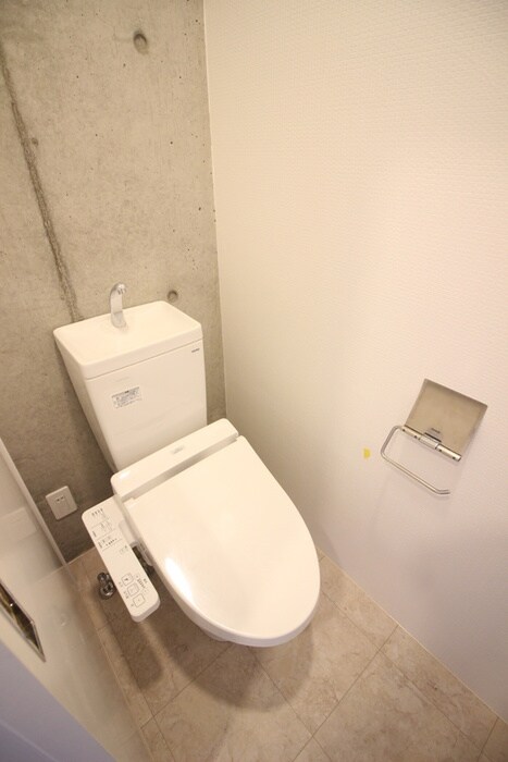 物件内観写真16　(トイレ)