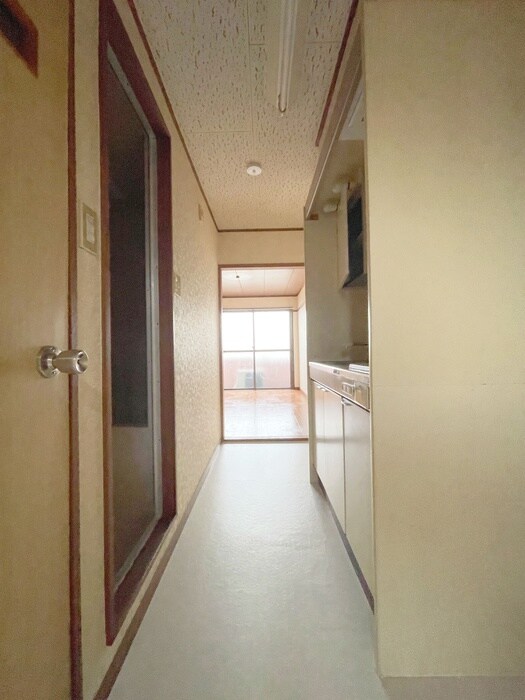 物件内観写真17　(廊下)