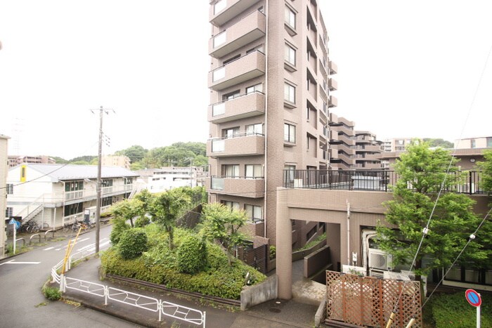 物件内観写真21　(室内からの展望)