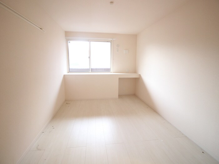 物件内観写真14　(居室)