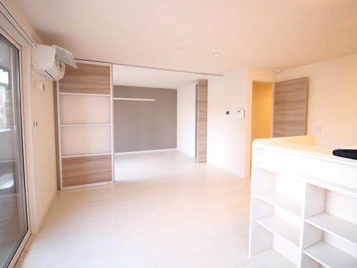 物件内観写真16　(居室)