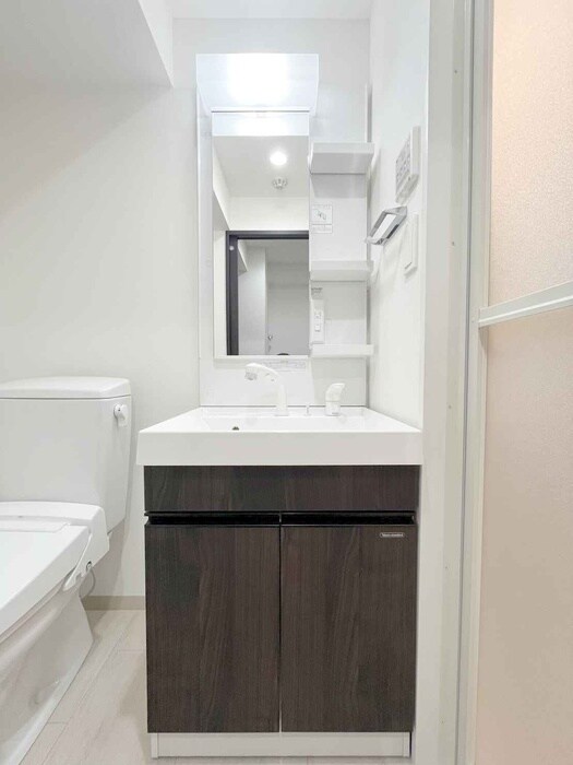 物件内観写真11　(洗面)