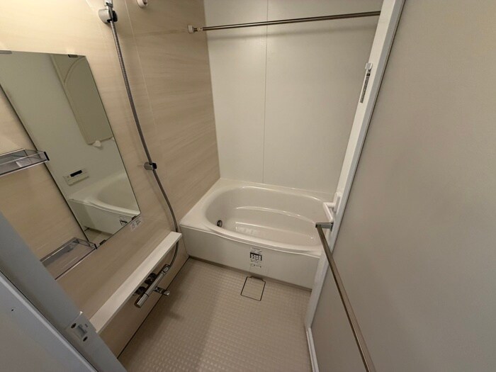 ｺﾝﾌｫﾘｱ・ﾘｳﾞ豊洲ｷｬﾅﾙのバス