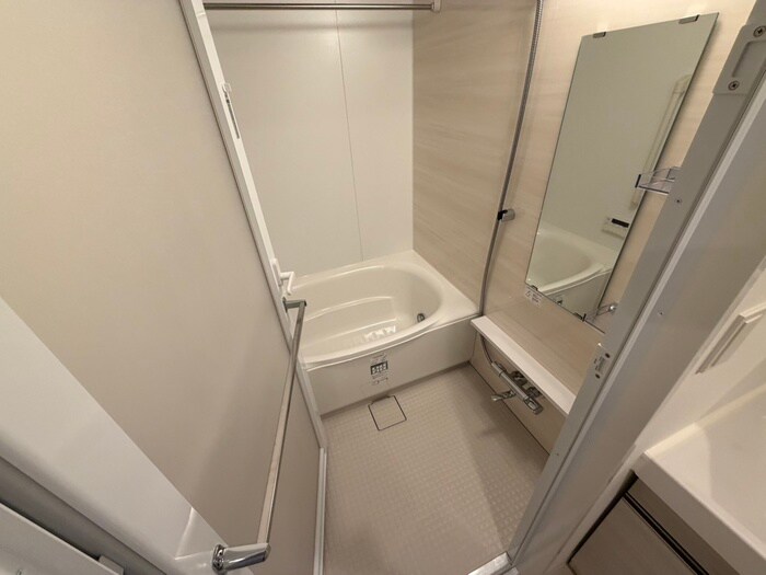 ｺﾝﾌｫﾘｱ・ﾘｳﾞ豊洲ｷｬﾅﾙのバス