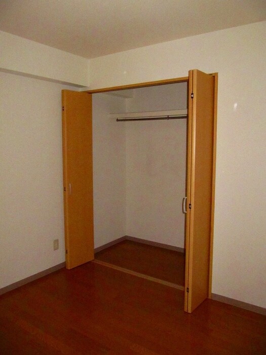 物件内観写真9　(収納)