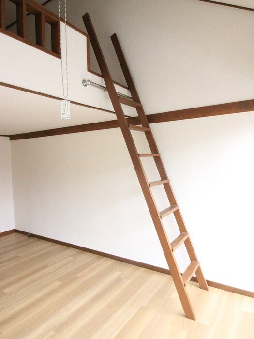 物件内観写真7　(ロフト)
