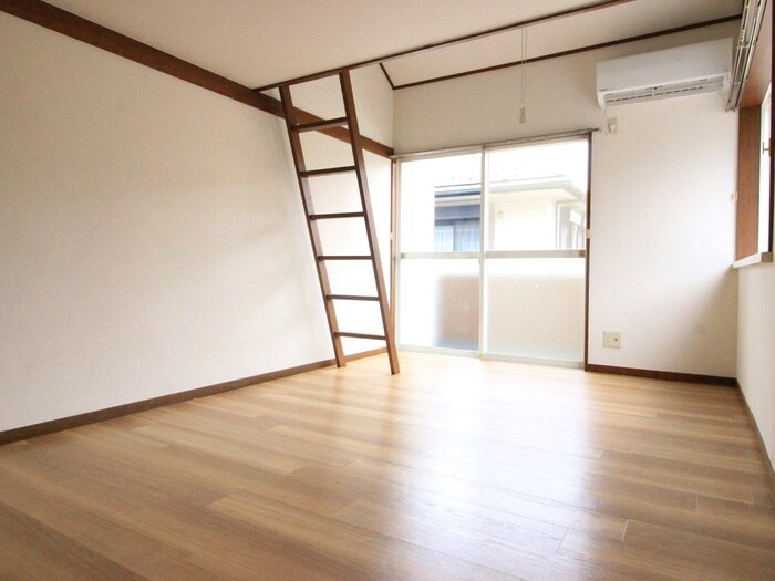 物件内観写真16　(居室)